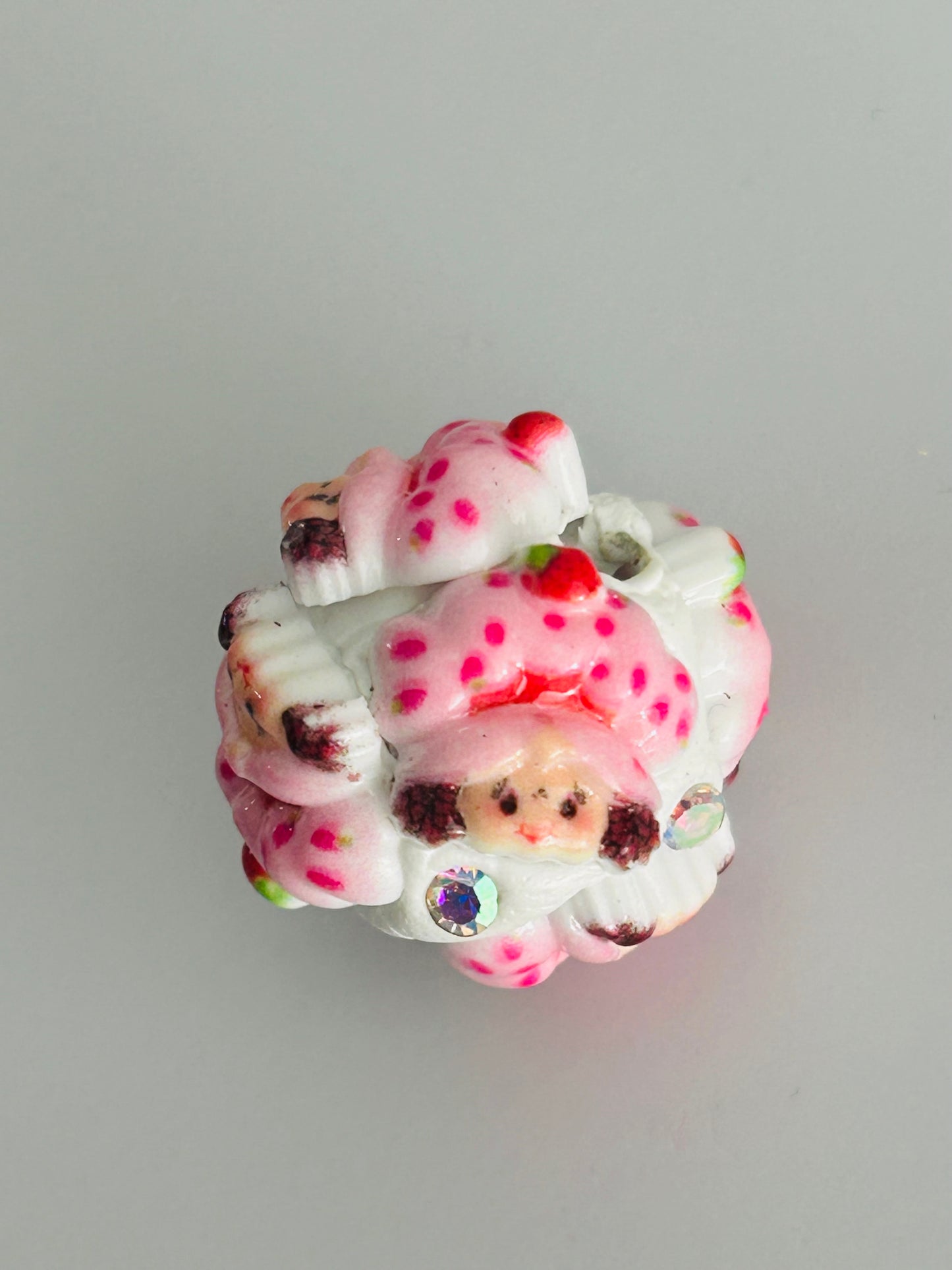Strawberry Shortcake Head Hand Painted Beads (4ct)