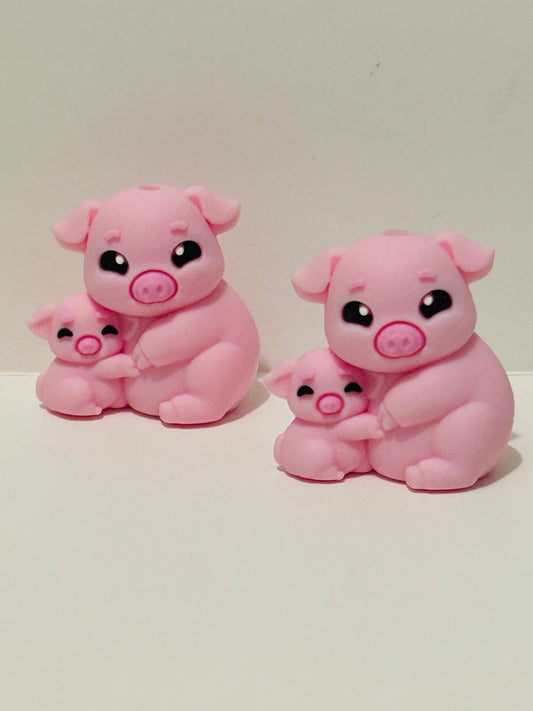 3D Mom & Baby Piggy Focal