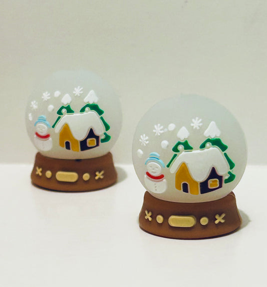 3D Snowglobe Focal