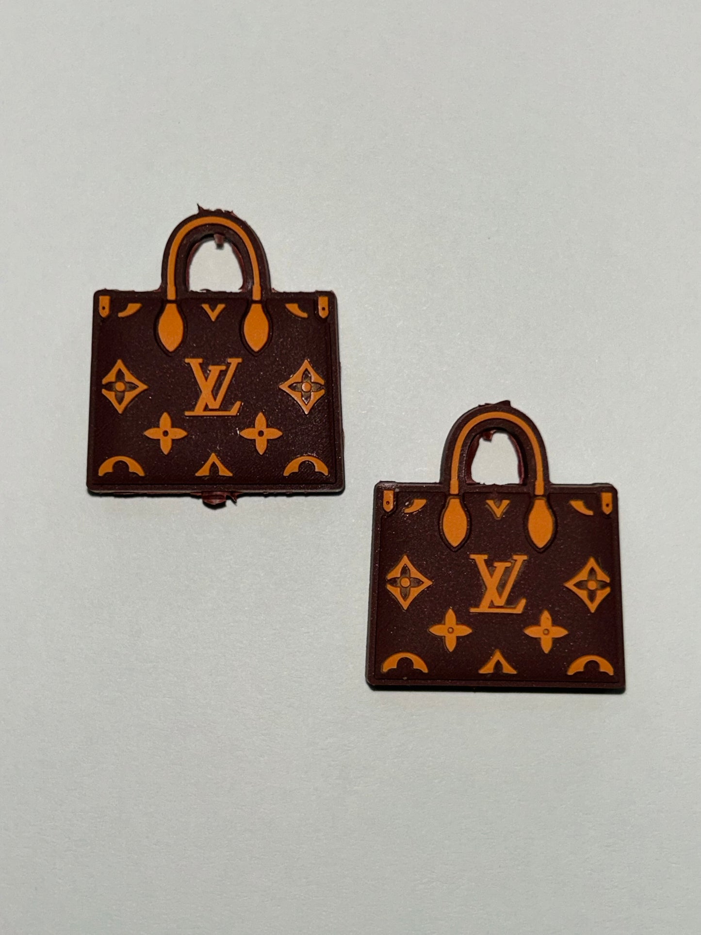 LV Purse Focals